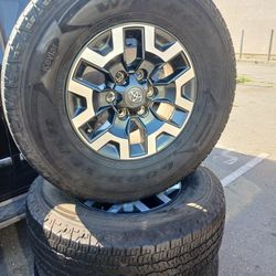 JUEGO DE RRINES PARA TROCAS TOYOTA TACOMA 4RRUNER SECOYA TUNDRA NISSAN FRONTIER YANTA BUENAS MEDIDA 16