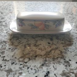 Mikasa Butter dish Intaglio Garden Harvest