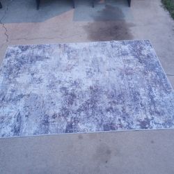 5'x 7' Better Homes & Gardens Area Rug . Very Clean .Like New .