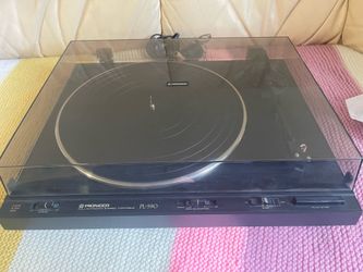 Turn table-pioneer