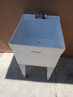Utility Sink & faucet
