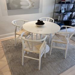 4 Wishbone Dining Chairs