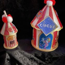 Circus Birdhouse 