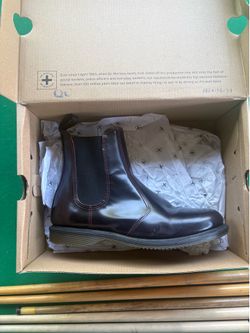 Flora Chelsea Boot Doc Martens W10