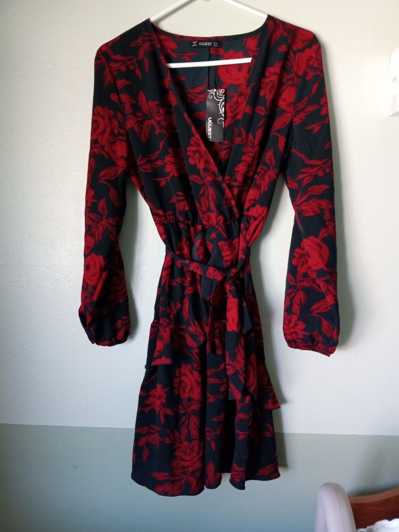 New With Tag Black And Red Dress