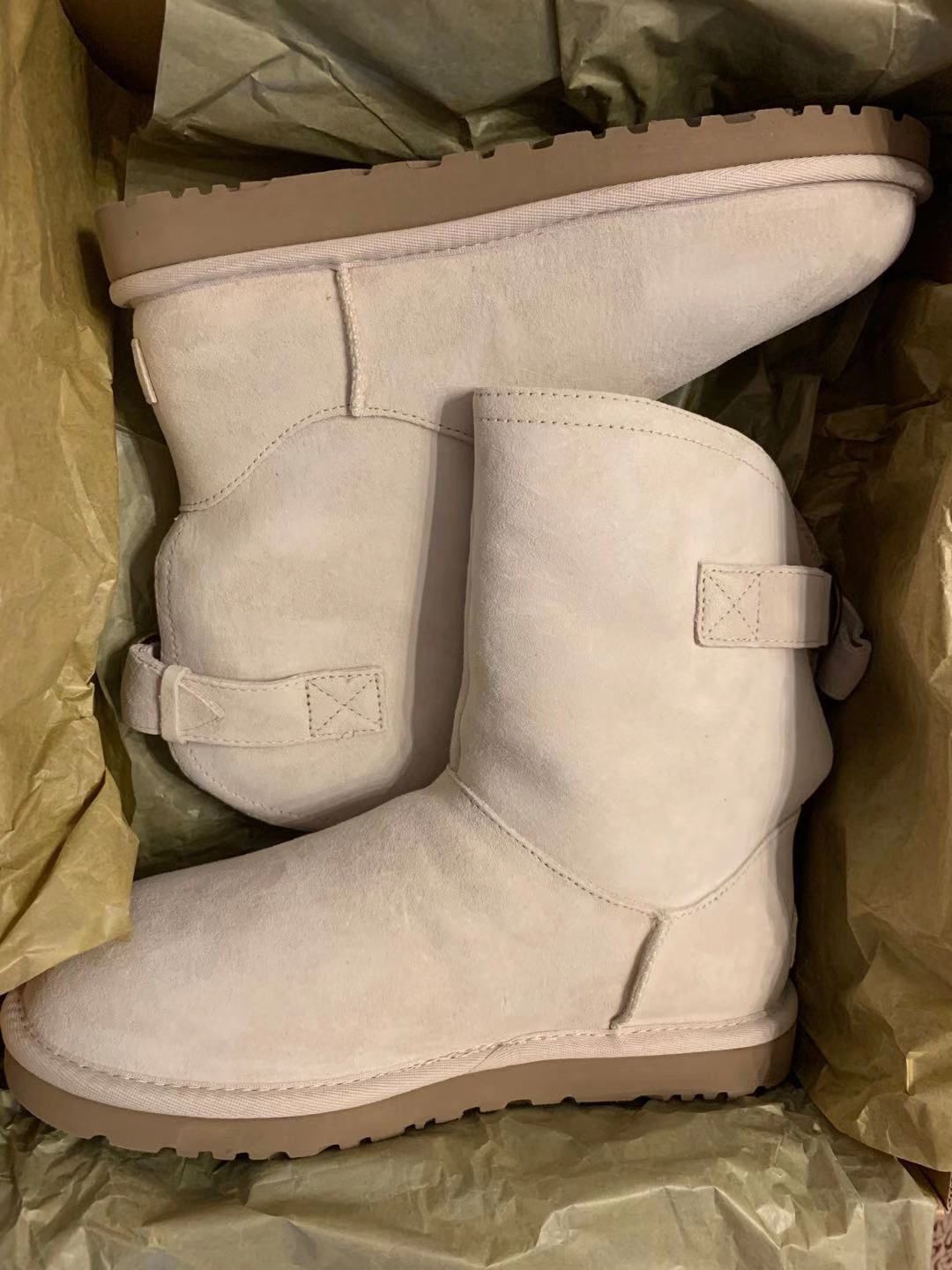 Brand new UGG BOOTS, size 7