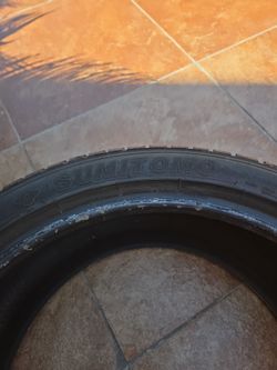 Sumitomo tire 245/40R18