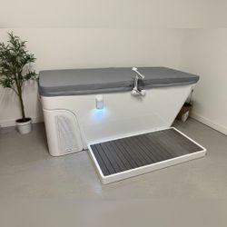 Plunge All-In + Basin + Accessories & Supplies (+ Extended Warranty) - Like New - Las Vegas, NV