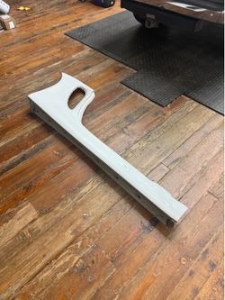 Porsche boxster/cayman 981 right side skirt