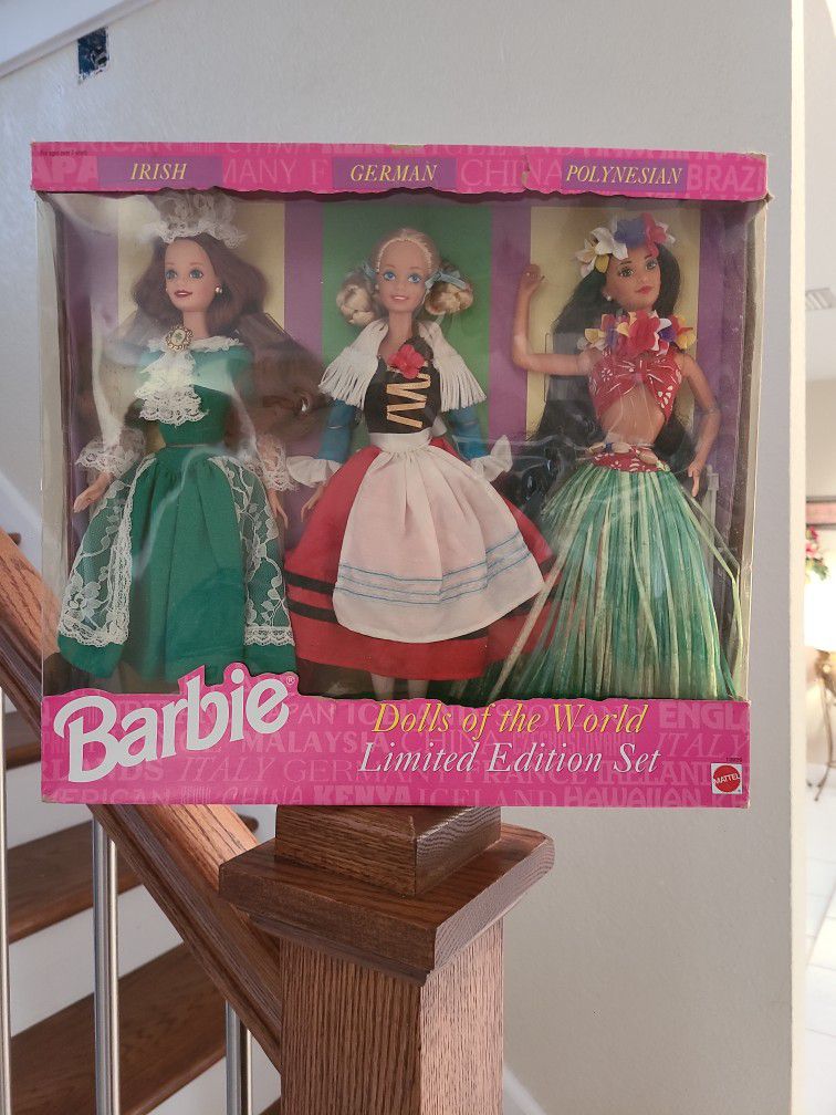 Dolls Of The World Barbie Limited Edition Set
