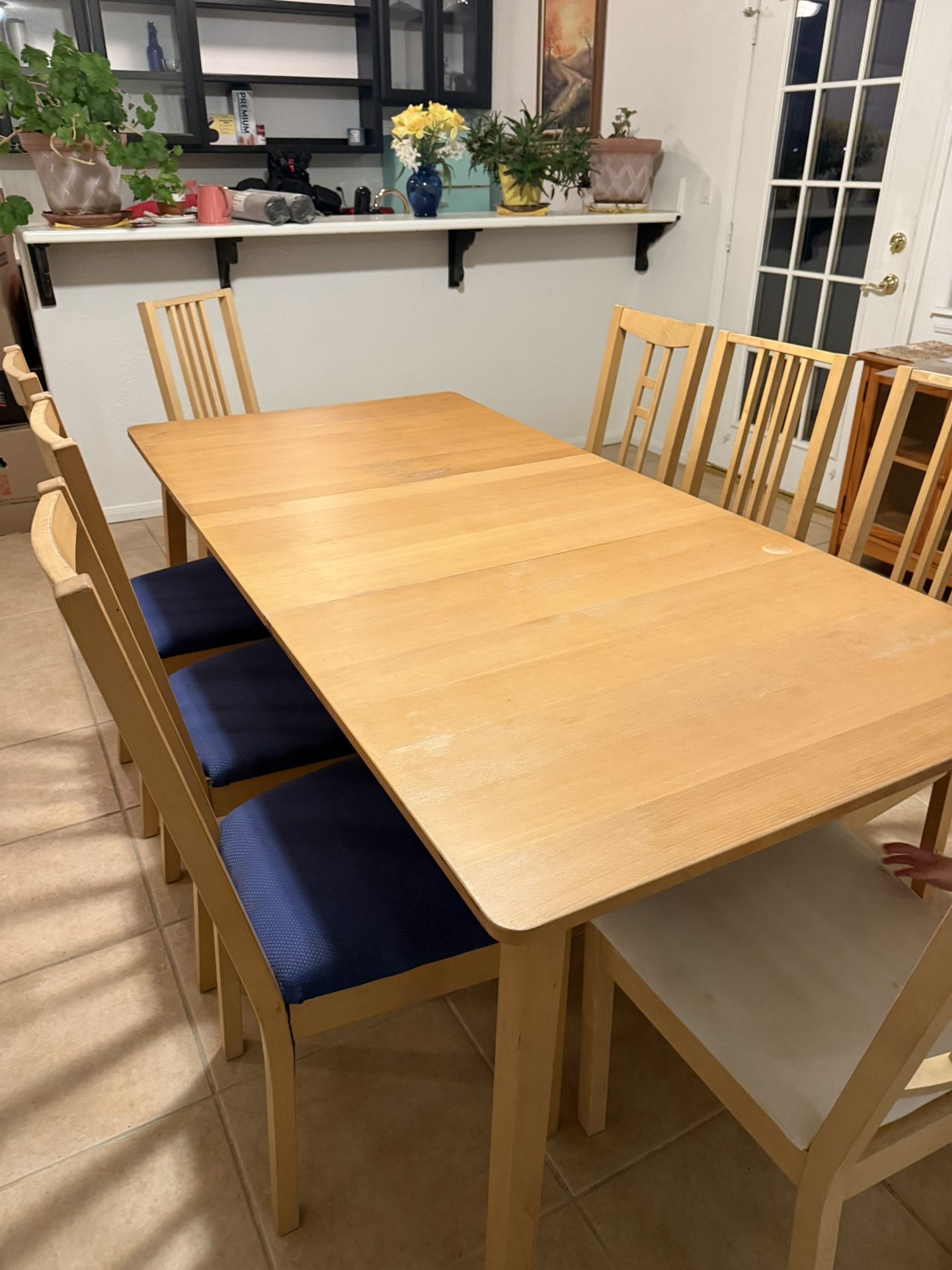 Table With Leaf And 8 Chairs