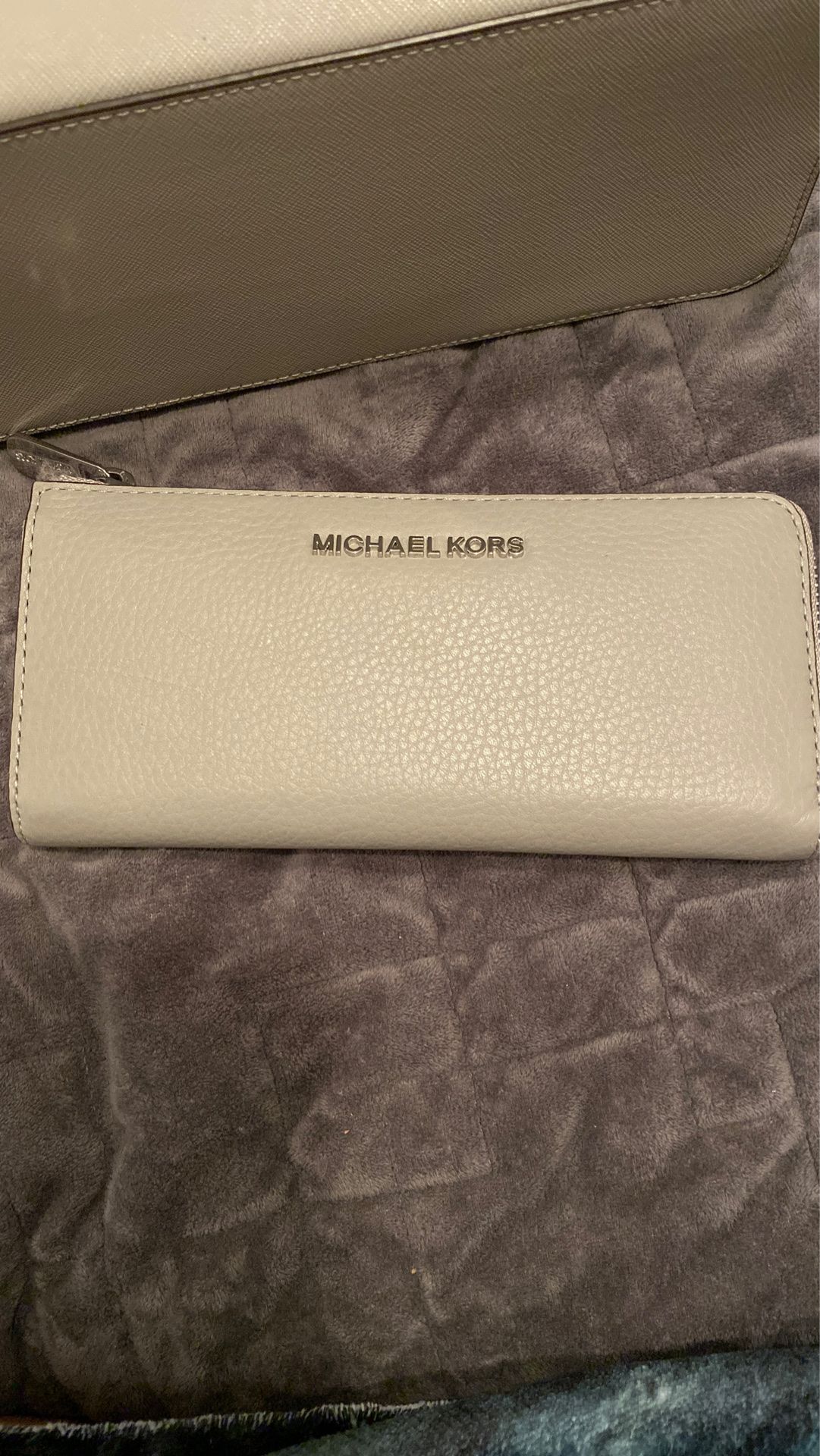 Wallet and Purse both for $120. Or wallet $40 And purse $90