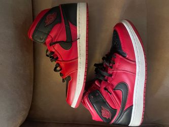Jordan 1 mid reverse red