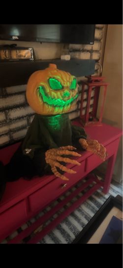 Animated Halloween Pumpkin Figure with LED Light
