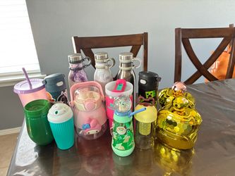 Lot of cups/bottles
