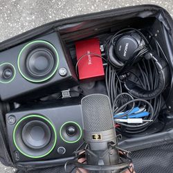 Small Personal Studio Setup (MacBook Included)