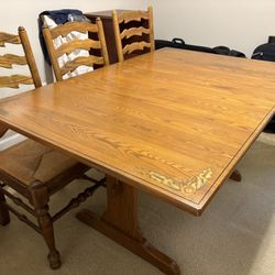 Solid Oak Ethan Allen Hitchcock Table.  