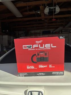 Milwaukee Vacuum Closed Box