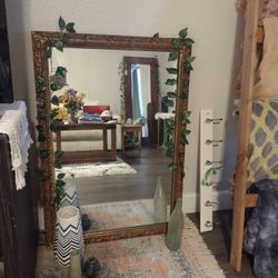 Beautiful Vintage Mirror 
