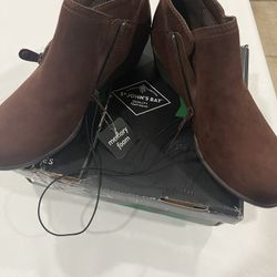 Boots Size 7 1/2