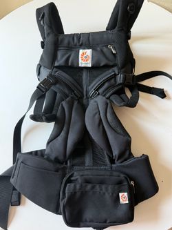 Ergobaby Omni 360 Cool Air Mesh Carrier – Black – Excellent Condition
