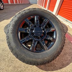 20s Chevy Gmc 2500 Rims Rines Wheels 8lug Oem 8lug Tires 10ply