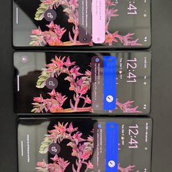 Google Pixel 6 In Like New Condition 