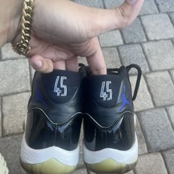 2016 Space Jam Jordan 11s 