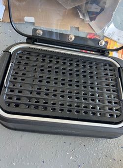 Smokeless Indoor Electric Grill With Tempered Lid Interchangeable Griddle Plate