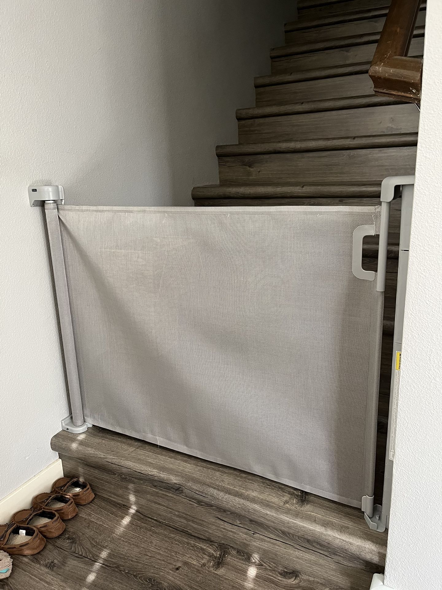 Retractable Baby Gate