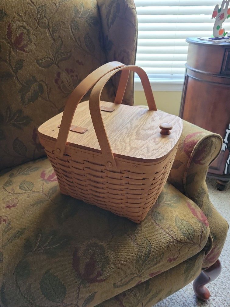 Longaberger Picnic Basket