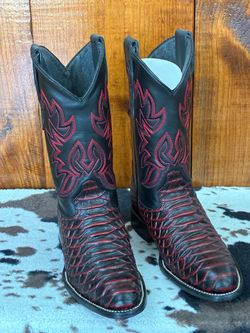 Men’s Boots