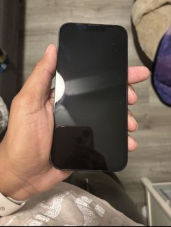 BRAND NEW UNLOCKED IPHONE 13 128GB PERFECT CONDITION