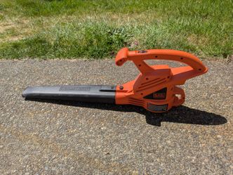 Black and Decker corded blower