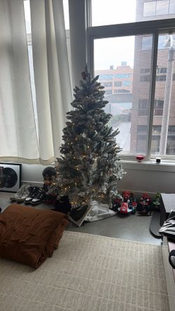 Christmas Tree With Lights