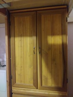 Cabinet , Dresser