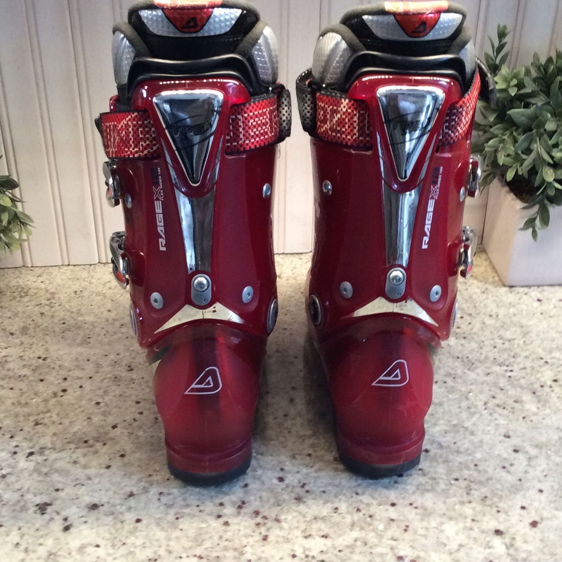 Dolomite Rage X12 Flex Index 100 Ski Boots - US Size Men's 8