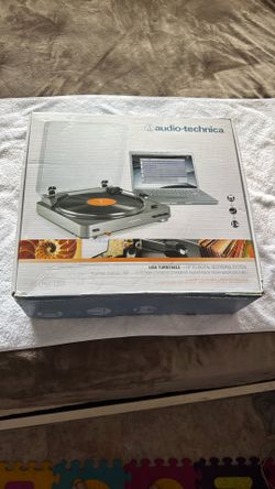 Audio-technica - AT-LP60-USB Turntable.