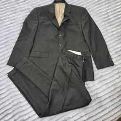 IZOD Men's Dark Green Classic Fit 2 PC Suit 43R 35W 100% WoolMark