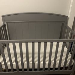 Baby Crib 
