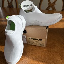 Oofos Women's Sport Sneaker