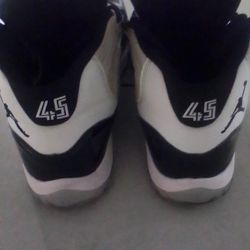 Jordans Retro 11s 45 Limited Edition Size 10s Mens