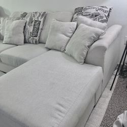 Reversible Sectional