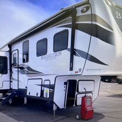 2022 BIGHORN TRAVELER 32RS