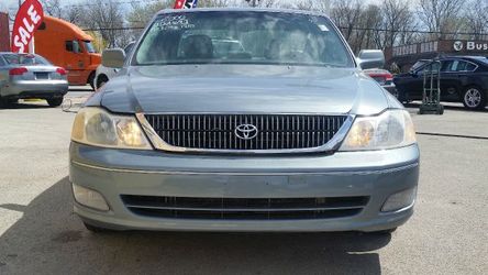 2000 Toyota Avalon XLS 4dr Sedan