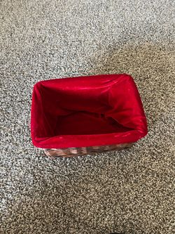 Storage baskets