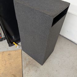 Kicker Solo X Dual 8-in Box