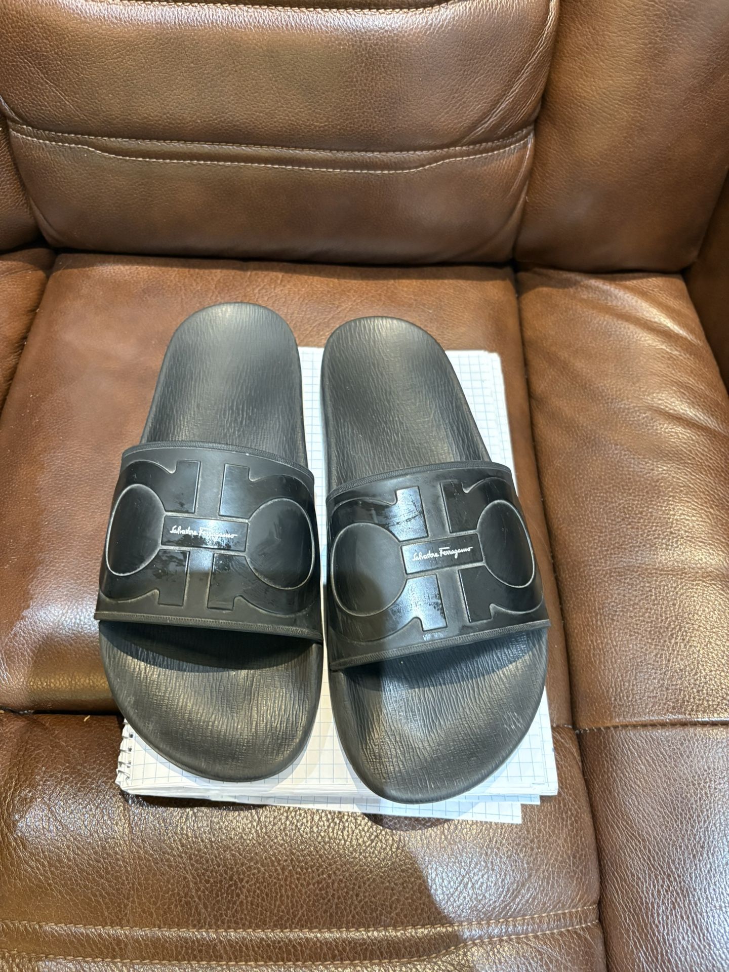 Salvatore Ferragamo groove men’s  sandals Salvatore Ferragamo Black Rubber Gancini Slides Size 11 US main image 2