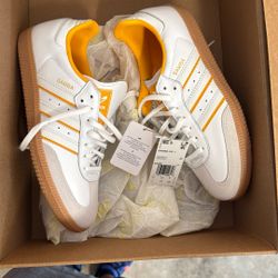 New Samba Shoes Size 6 1/2 