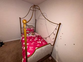 Twin Size Metal Canopy Bed Frame – Gold/Brass Finish